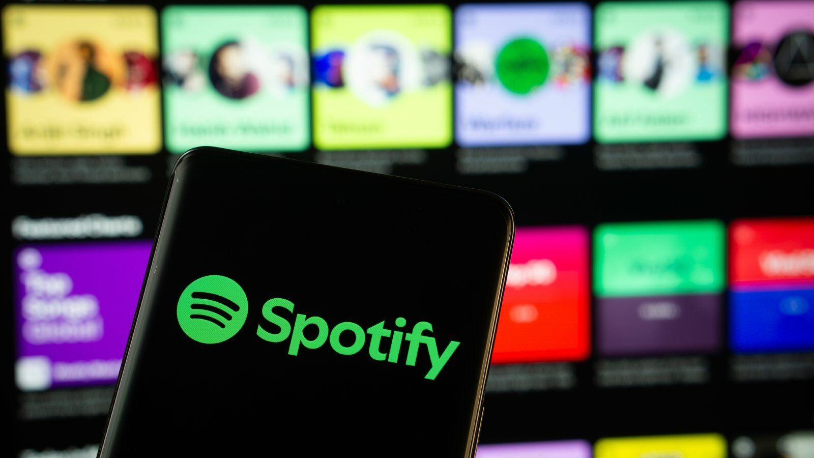 Spotify lidera suplantación de marcas en estafas digitales en América Latina