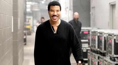 Lionel Richie sigue en la unidad de cuidados intensivos