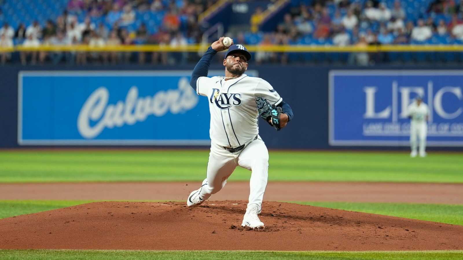Freddy Peralta domina a sus ex Mets en triunfo de Rays por 6-2