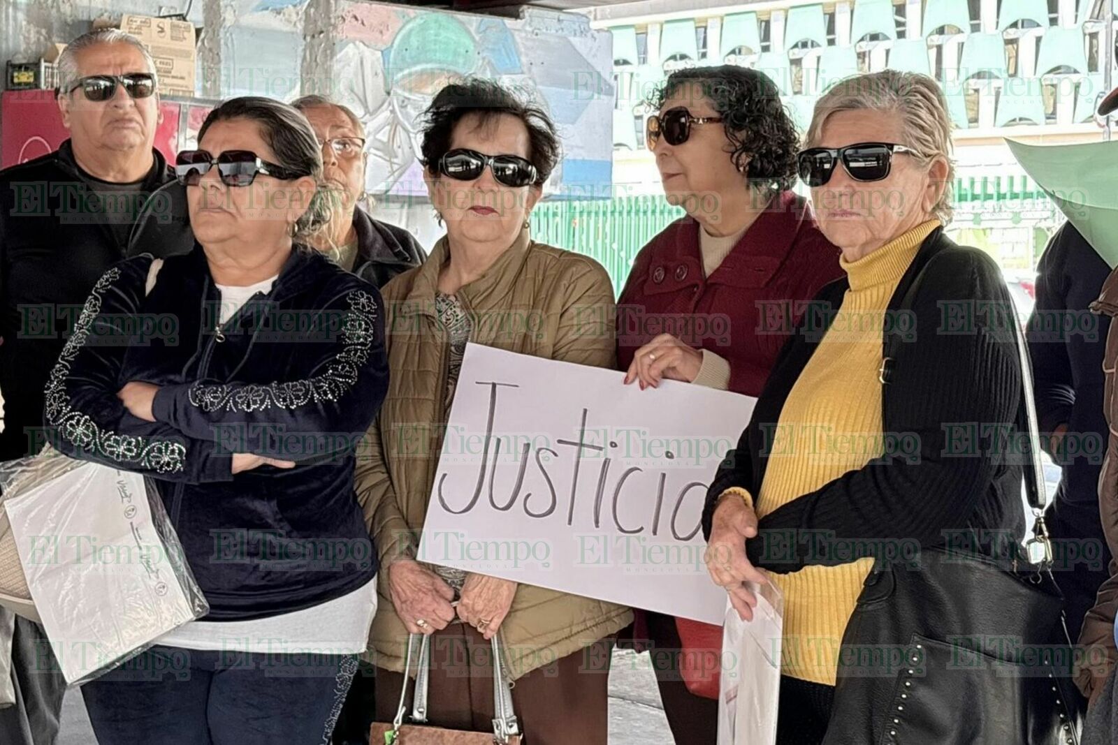 Clínica 7 enfrenta denuncia nacional por daño visual