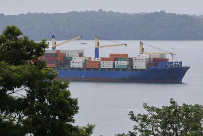 Sequía obliga al Canal de Panamá a limitar tránsito de barcos