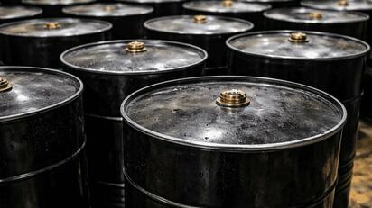 Brent cae 0.12% y WTI sube 0.32% por tensión geopolítica