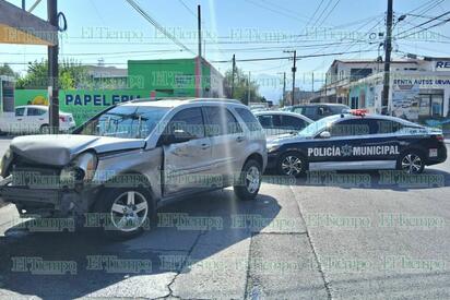 BMW termina con severos daños tras choque en el Centro de Monclova