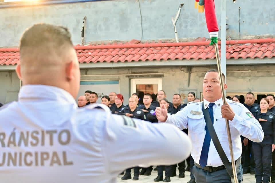 Policías