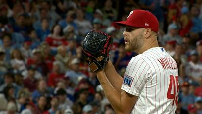    Zack Wheeler ponchó a nueve bateadores en seis innings de una carrera para guiar a los Filis a una victoria 4-2 sobre los Bravos, reduciendo la ventaja