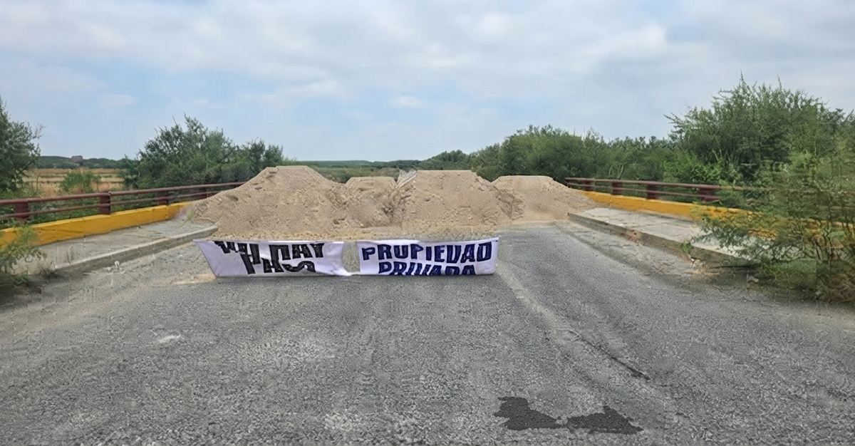 Conflicto por propiedad de terrenos mantiene parcialmente bloqueado el bulevar Ancira