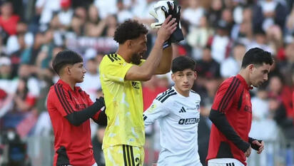 Vozinha mantiene su arco en cero en empate de Colo Colo ante Huachipato