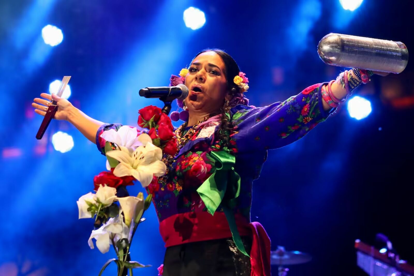 Lila Downs respalda al reggaetón y abre la puerta a colaborar con Cachirula