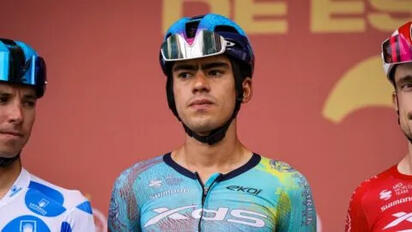 César Macías logra top 10 en etapa de la Vuelta a España 2026