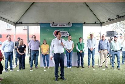 Entregan la rehabilitación de la Plaza en Colinas del Sur