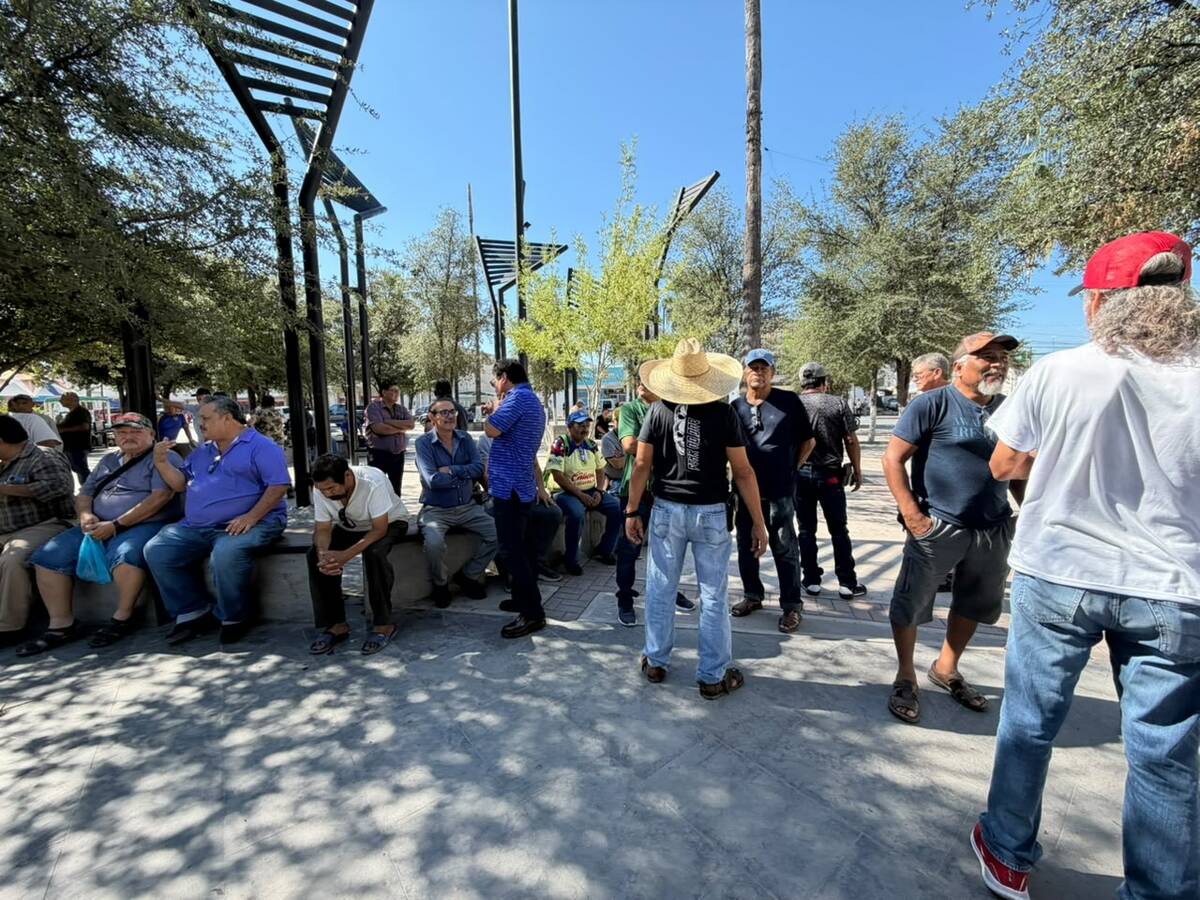 Trabajadores de AHMSA mantienen convocatoria a marcha por pagos pendientes