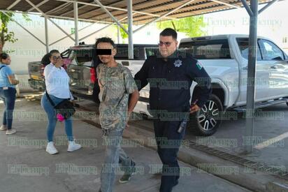 Lo detienen con cuchillo tras amenazar a policías de Monclova