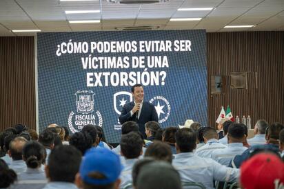 Buscan desactivar organizaciones delictivas.  Más de 700 trabajadores de Industrias Peñoles se incorporaron a los Grupos Ciudadanos de Seguridad en Laguna