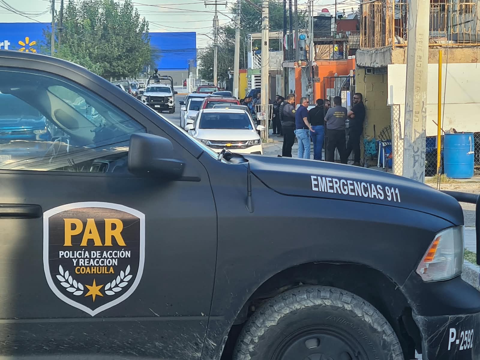 Cateos: Mayor relevancia se registró en la colonia Ramos Arizpe, donde los agentes localizaron 13 kilos con 209 gramos de metanfetamina. Cateos: Mayor relevancia se registró en la colonia Ramos Arizpe, donde los agentes localizaron 13 kilos con 209 gramos de metanfetamina.