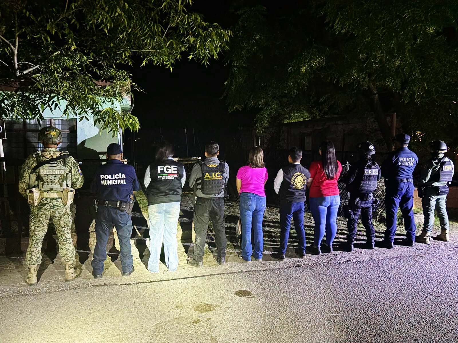 Autoridades realizan cateo en la colonia Los Zorros de Múzquiz