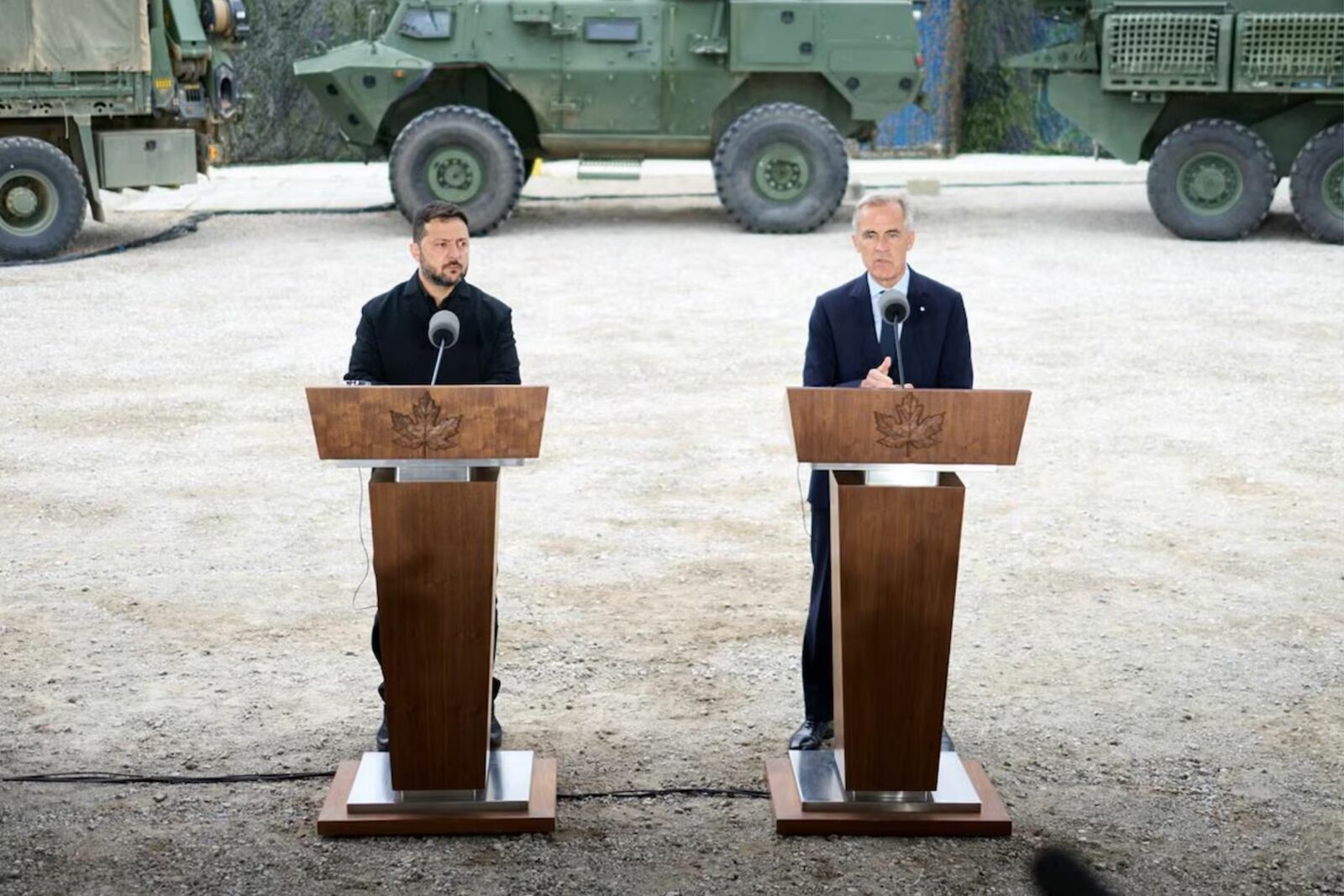 Ucrania y Canadá concretan millonarios acuerdos en materia de defensa