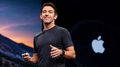 John Ternus revela emoción tras asumir como CEO de Apple