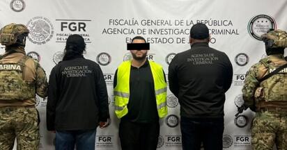 La captura de un presunto operador criminal en Jalisco derivó de labores de investigación e inteligencia realizadas por autoridades federales.  Elementos