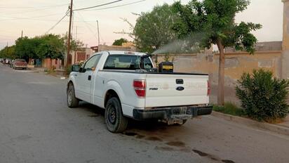 Refuerzan fumigación en colonias de Piedras Negras ante riesgo de dengue