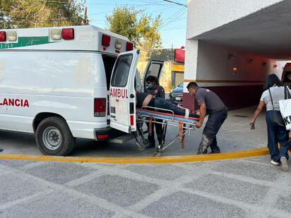 Vuelca automóvil en la carretera 57; hay dos lesionados