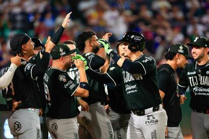    Junior Lake conectó un cuadrangular en la novena entrada para darle a los Toros de Tijuana un triunfo de 6-5 sobre los Olmecas de Tabasco en el quinto juego