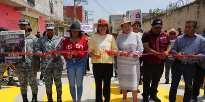 Alcaldesa de Ecatepec entrega 13 vialidades