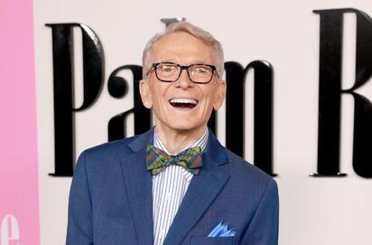 Muere a los 87 años Bob Mackie, reconocido diseñador de vestuario de grandes estrellas
