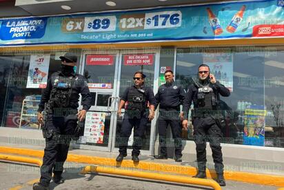 Caen dos ladrones tras asaltar un Oxxo en la colonia Guerrero de Monclova