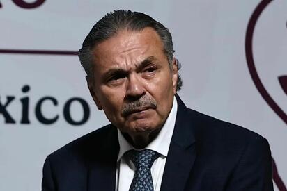 ROMERO OROPEZA Senadores de oposición cuestionaron la explicación de Octavio Romero Oropeza sobre su patrimonio y acusaron que busca desviar la atención. Senadores del PAN,