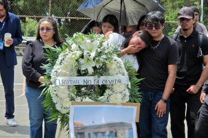 ESPAÑA El cónsul de España en México se reunió con la gobernadora de Morelos para conocer avances en el caso de Claudia Tacoronte Aguilera. El cónsul general