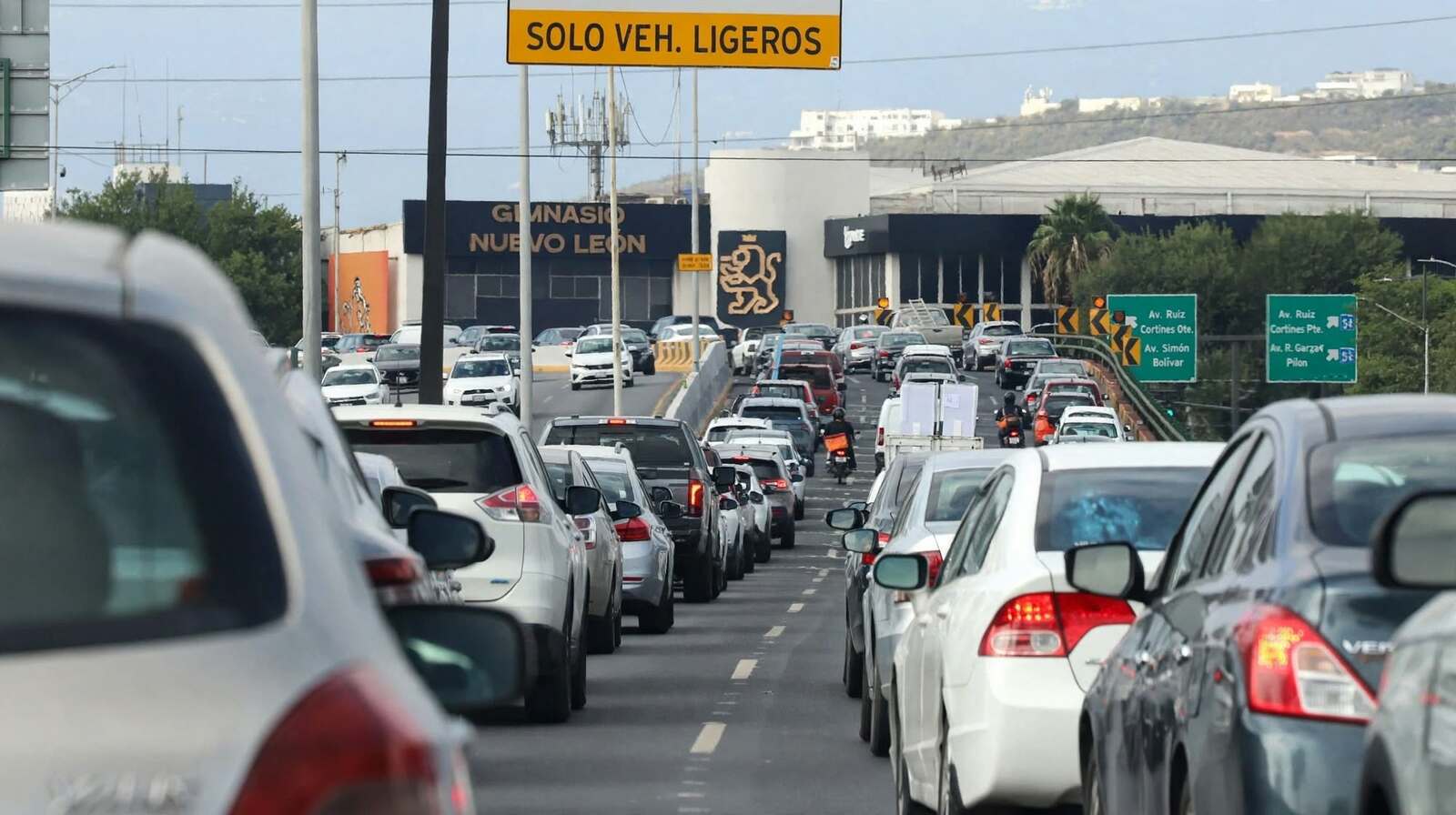 Nuevo León dará marcha atrás al Pase Turístico para autos con placas foráneas