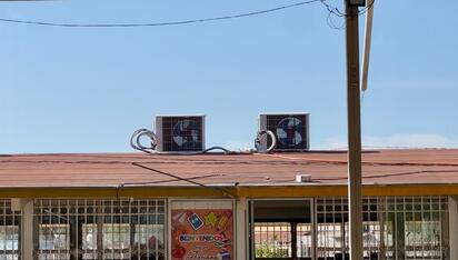 Limpieza, agua y electricidad son parte de las acciones municipales para atender necesidades escolares durante el regreso a clases.  Durante el regreso