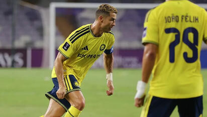 Al Nassr de Cristiano Ronaldo cae 4-0 ante Al Ain en su debut en la Champions asiática