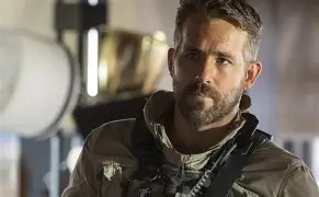 “Mayday” aborda la vulnerabilidad masculina entre acción y comedia