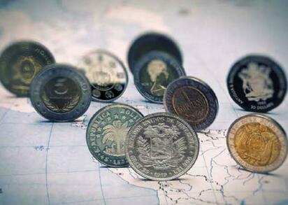 Las principales monedas de América Latina retrocedieron el miércoles ante el avance global del dólar, tras el aumento de tasas de la Reserva