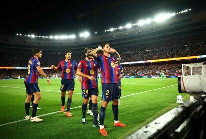 Barcelona golea 7-2 al Racing de Santander con doblete de Raphinha