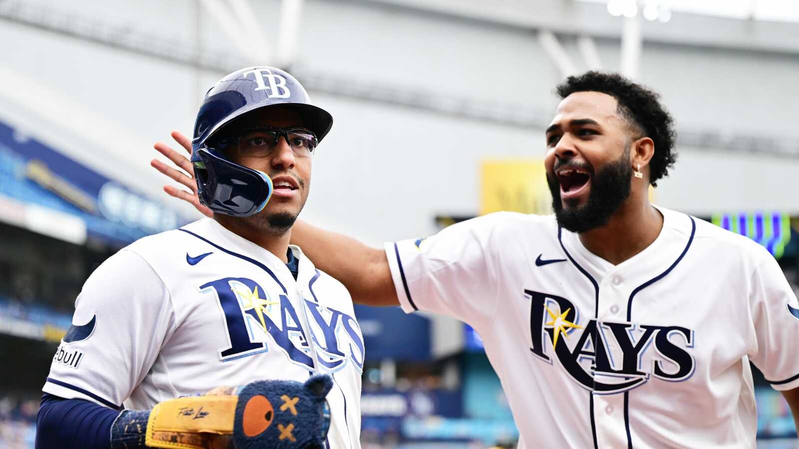 Rays vencen 10-1 a Atléticos y reducen a seis su número mágico en el Este
