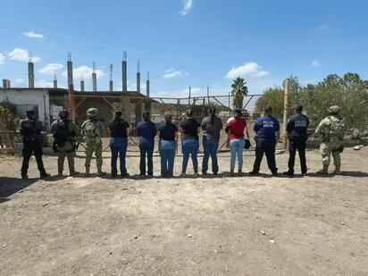 Fiscalía asegura objetos durante cateo en chatarrera de Nueva Rosita
