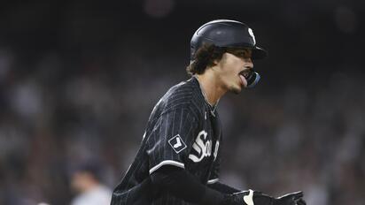    Los Tigres de Detroit remontaron con nueve carreras sin respuesta, incluyendo cinco en el octavo inning, para vencer 11-8 a los Medias Blancas y golpear