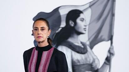 Claudia Sheinbaum visitó Chihuahua para presentar avances de su gobierno y destacar la importancia de preservar la soberanía nacional.  La presidenta Claudia