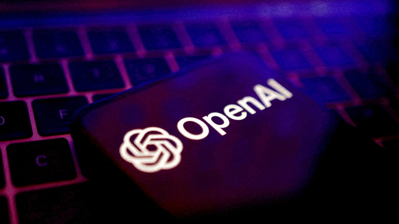 Empresas de inteligencia artificial son demandadas por presunto acuerdo antimonopolio