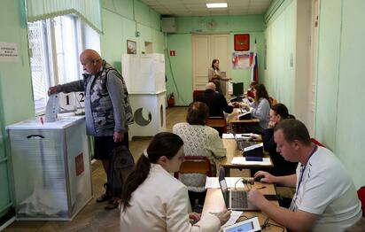 Rusia Unida lidera las elecciones legislativas con 57.31% de votos, según resultados parciales de la Comisión Electoral Central.  El partido Rusia Unida,