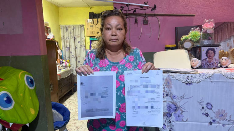 Juez libera a mujer acusada de maltrato infantil pero su hijo sigue resguardado