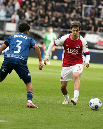 AZ Alkmaar vence 1-0 al Telstar con Mateo Chávez como titular