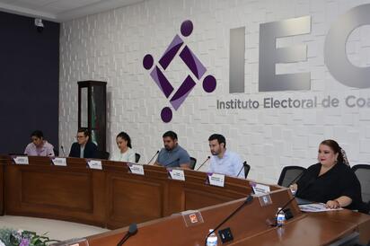 IEC repone asignación de plurinominales; quedan igual