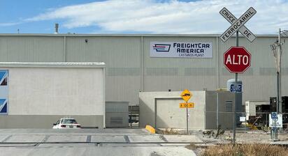 Reportan trabajadores presunto accidente en Freightcar y presumieron posible muerte de operador