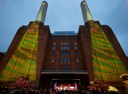 Apple inaugura en Londres un recinto para conciertos con sonido espacial