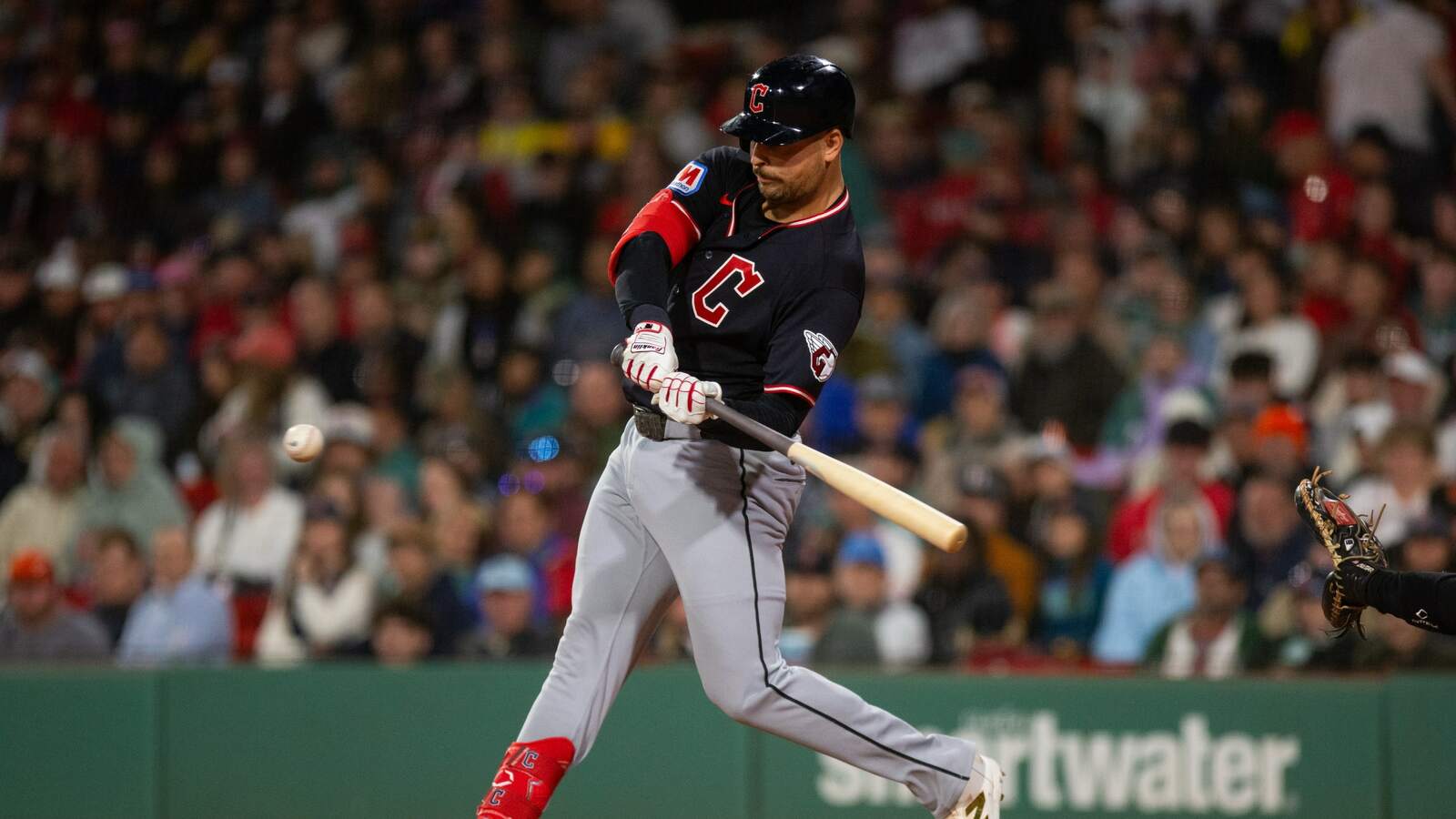 MLB MLB