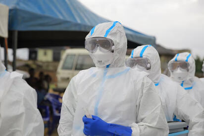 La OMS reportó una disminución de nuevos casos de ébola en algunas zonas del Congo, aunque advirtió que la epidemia continúa activa.  La Organización Mundial