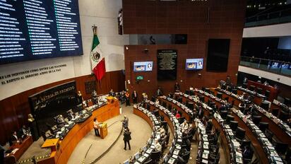El Senado pospuso hasta nuevo aviso la sesión para discutir la reforma presidencial a la Ley de Inversión Extranjera.  Ante la falta de acuerdos,